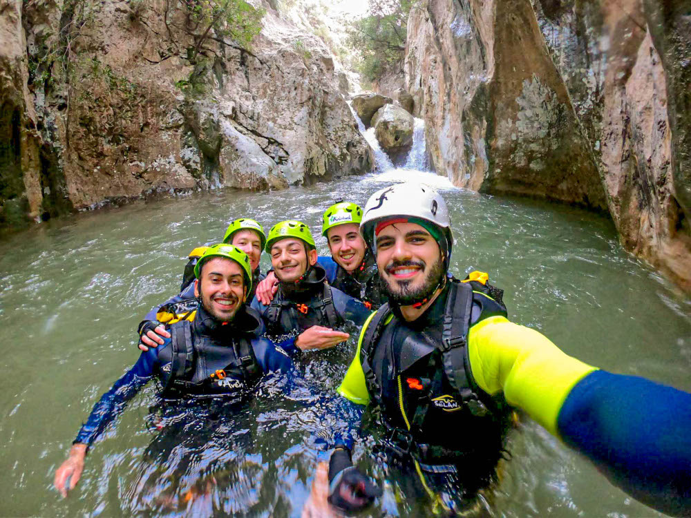 Na mora Canyoning